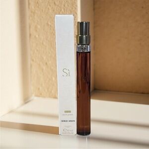 Giorgio Armani Sì Eau de Parfum - Elegant Brown